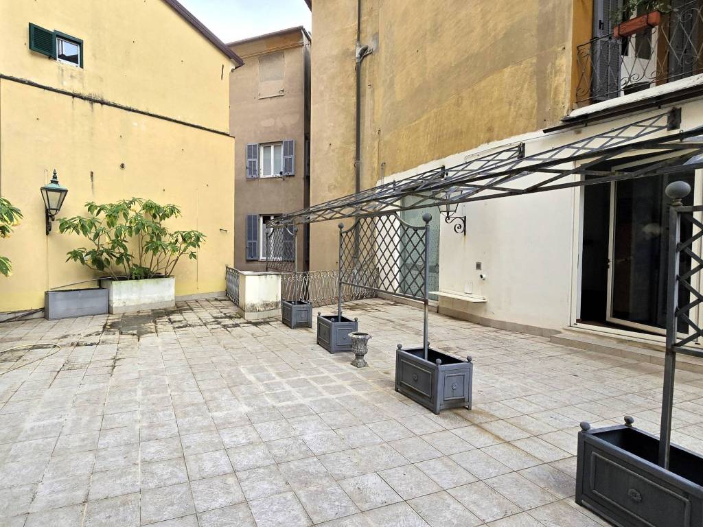 Edilio Raggio Vendita Appartamento Genova. Quadrilocale in via Edilio Raggio 3 ...