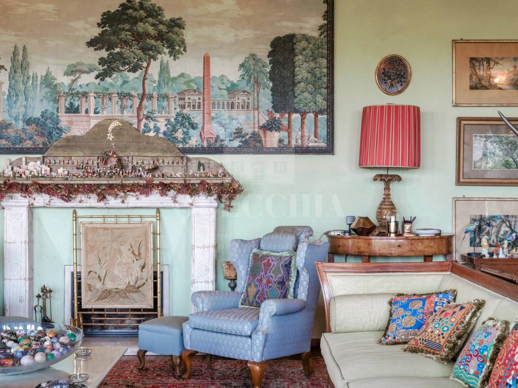 Salone