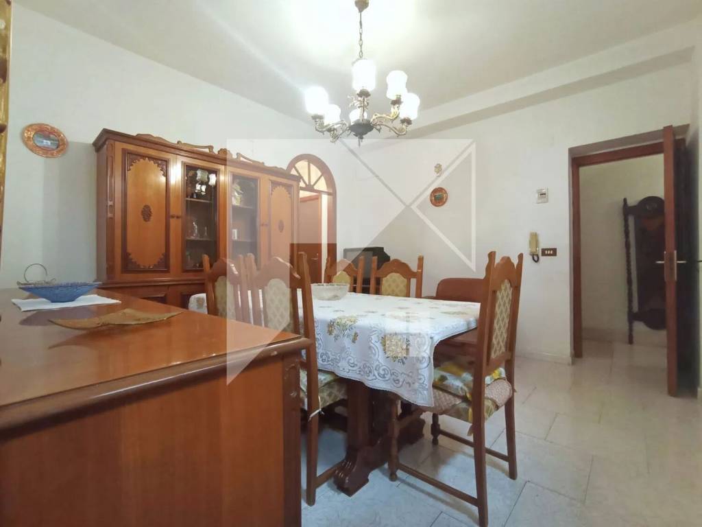 Salone