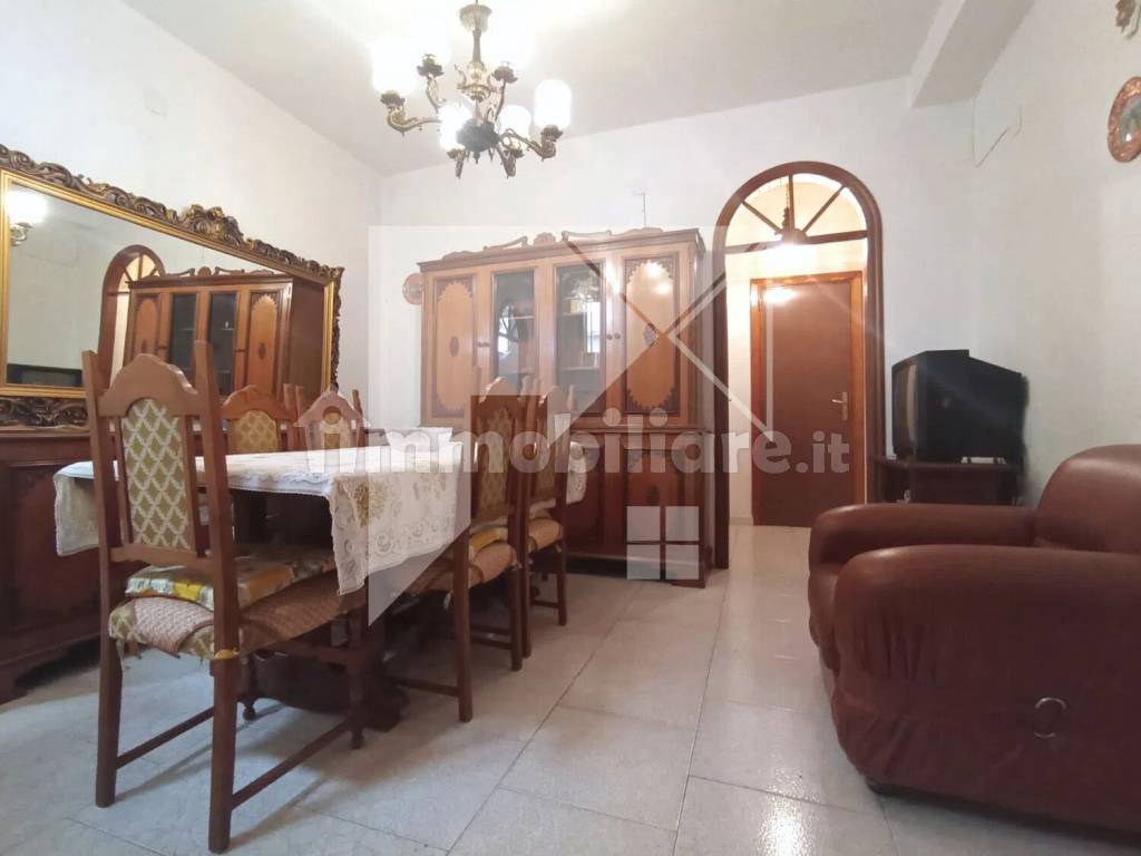 Salone