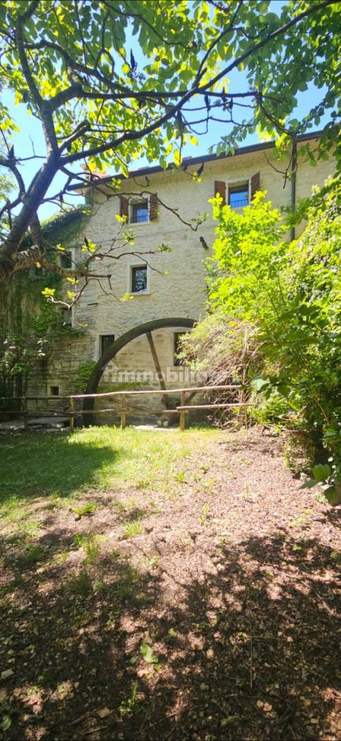 Rustico - Casale in vendita a Fumane