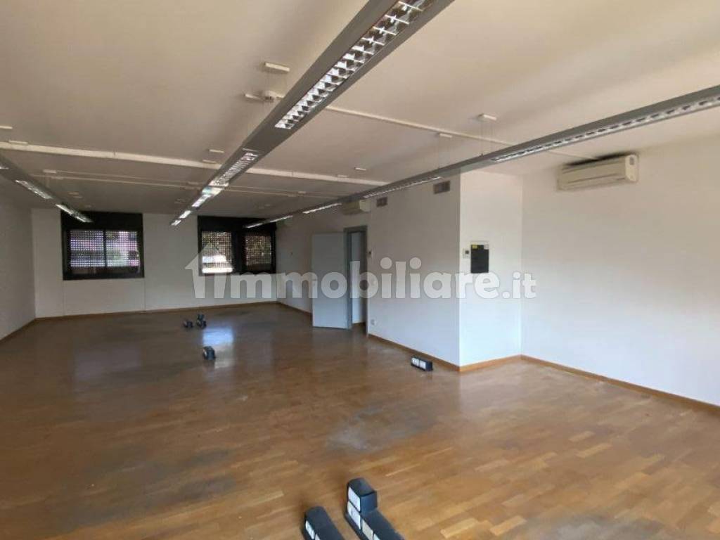 Ufficio - Studio via Albere 19, Verona, Rif. 120694918 - Immobiliare.it