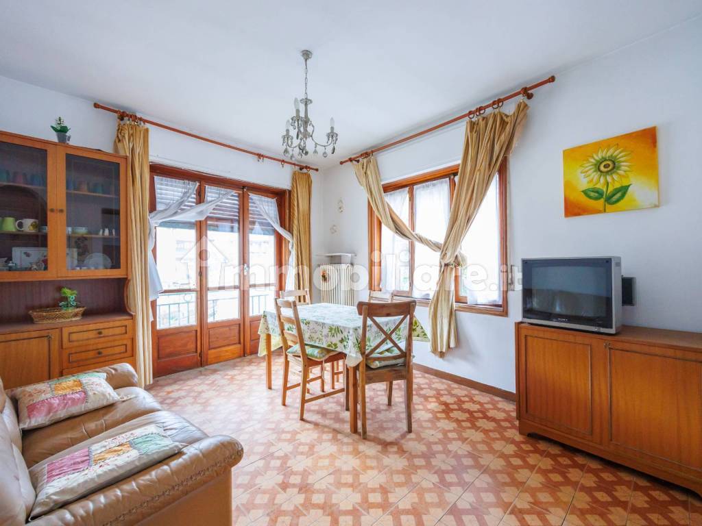 Salone