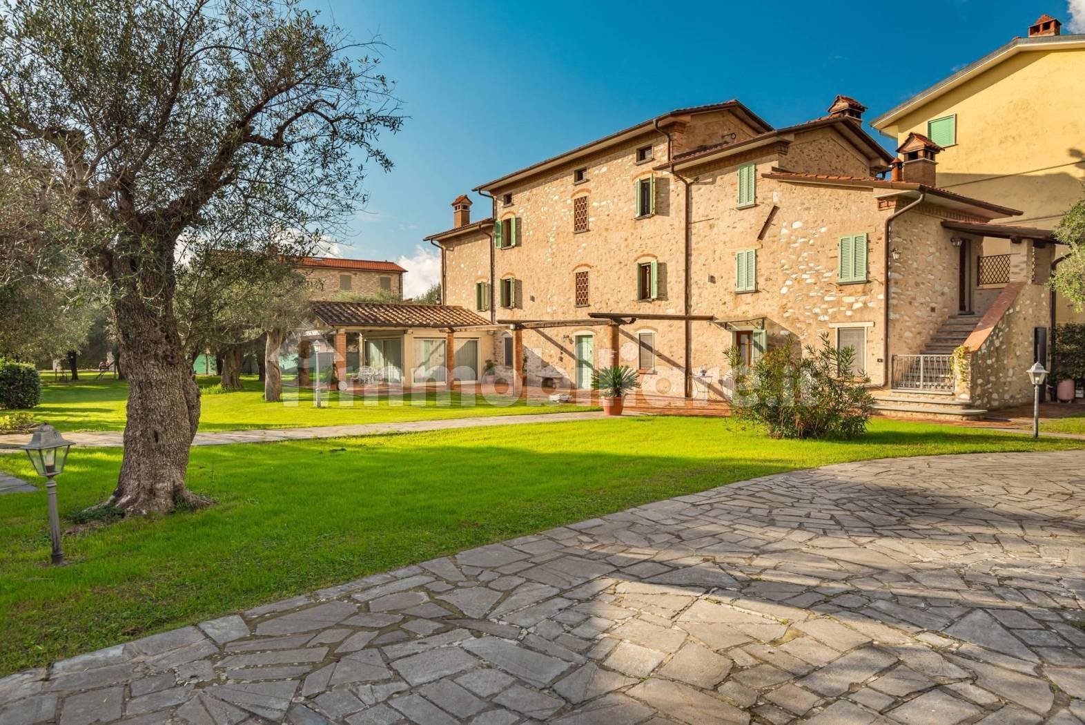 Villa in vendita a Seravezza