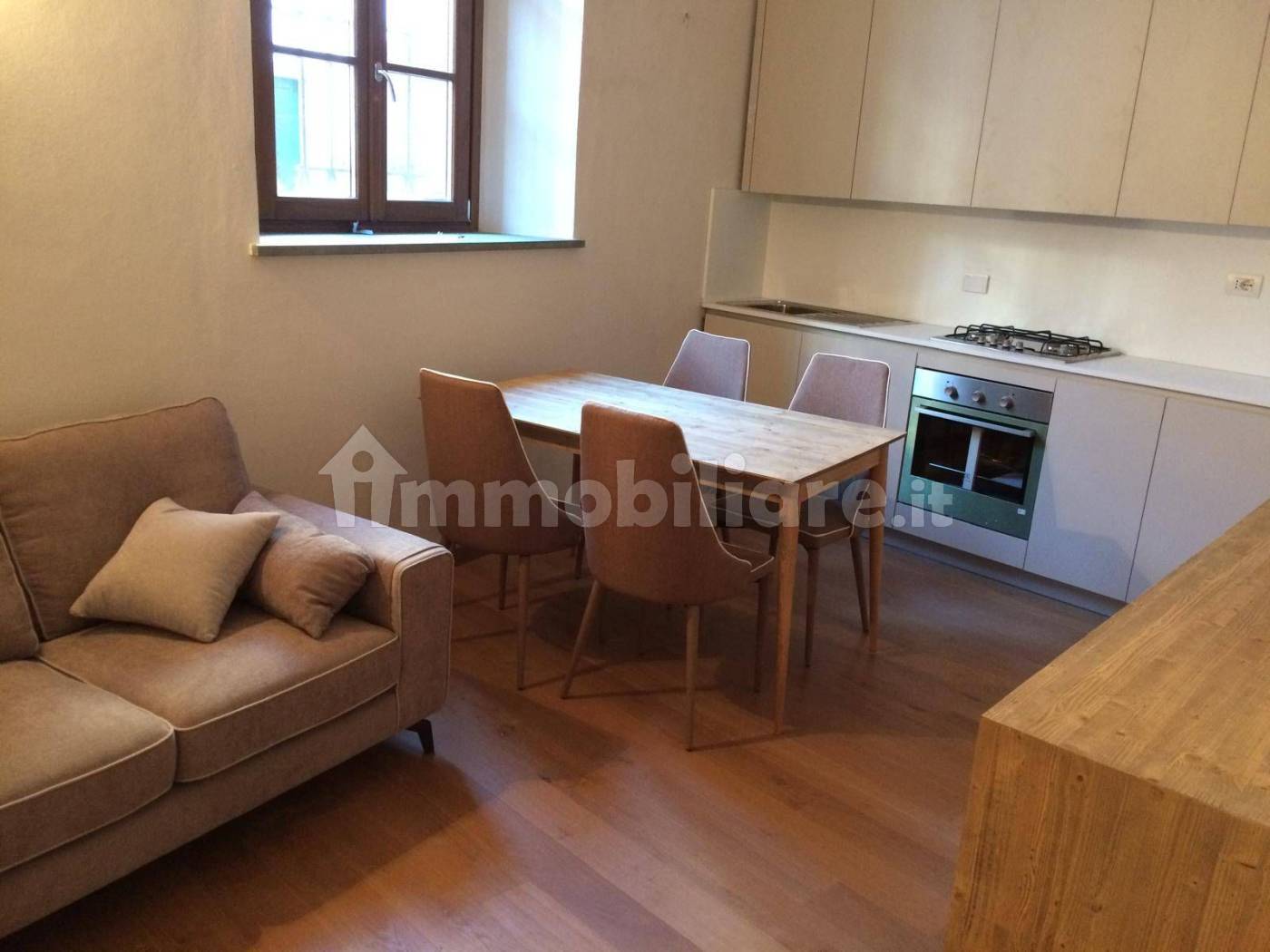 Appartamento in affitto a Pisa