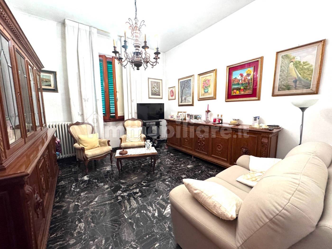 Casa indipendente in vendita a Prato