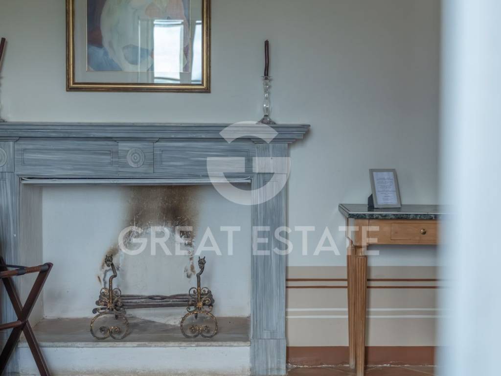 Salone