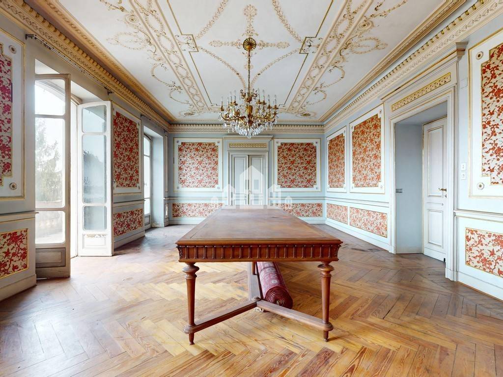 Salone