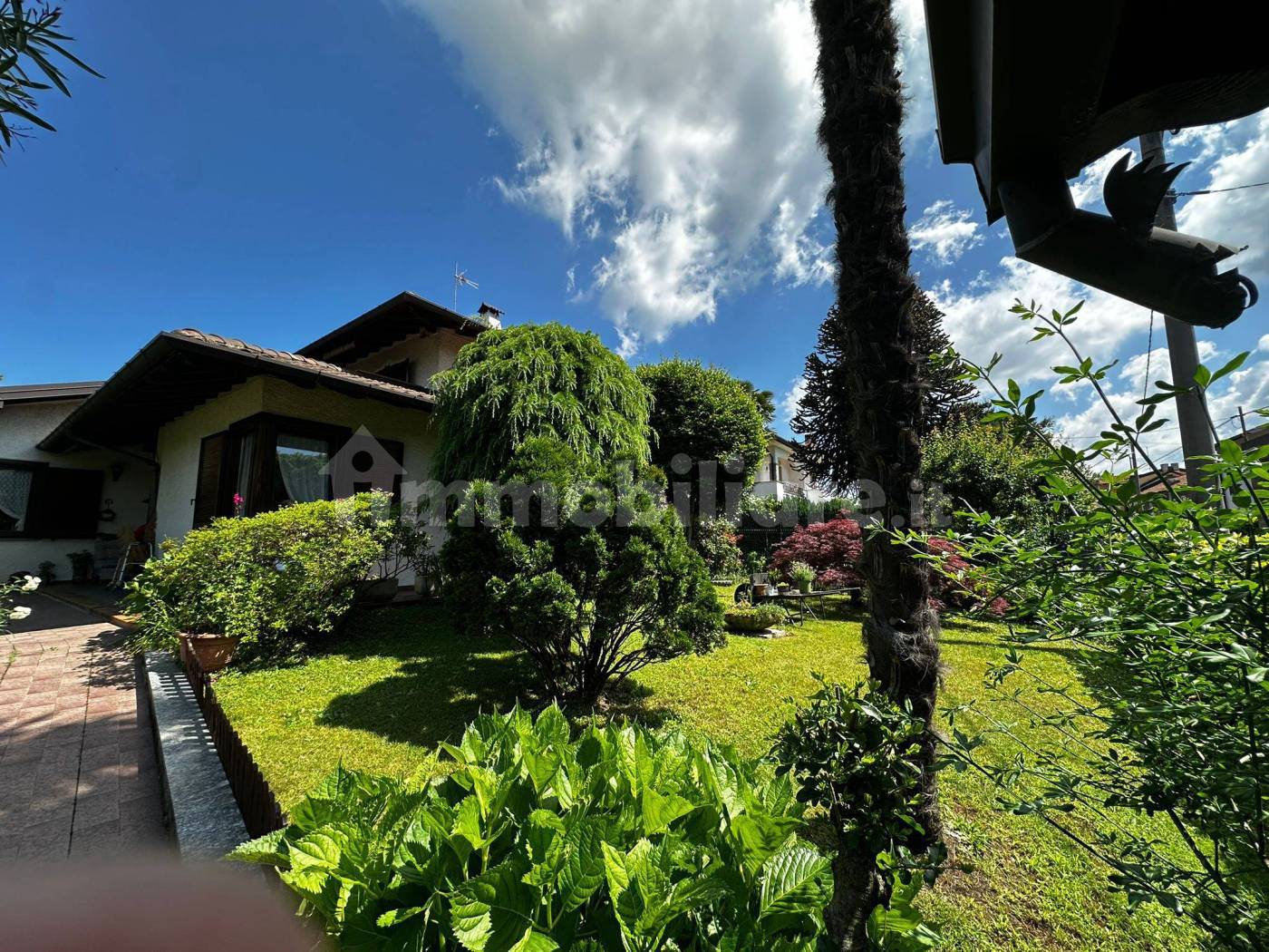 Villa in vendita a Somma Lombardo