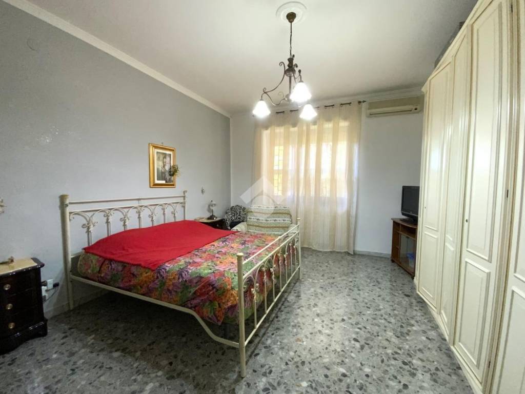 Vendita Appartamento San Giorgio a Cremano. Bilocale in via San Martino 81.  Buono stato, piano rialzato, posto auto, riscaldamento autonomo, rif.  120939044