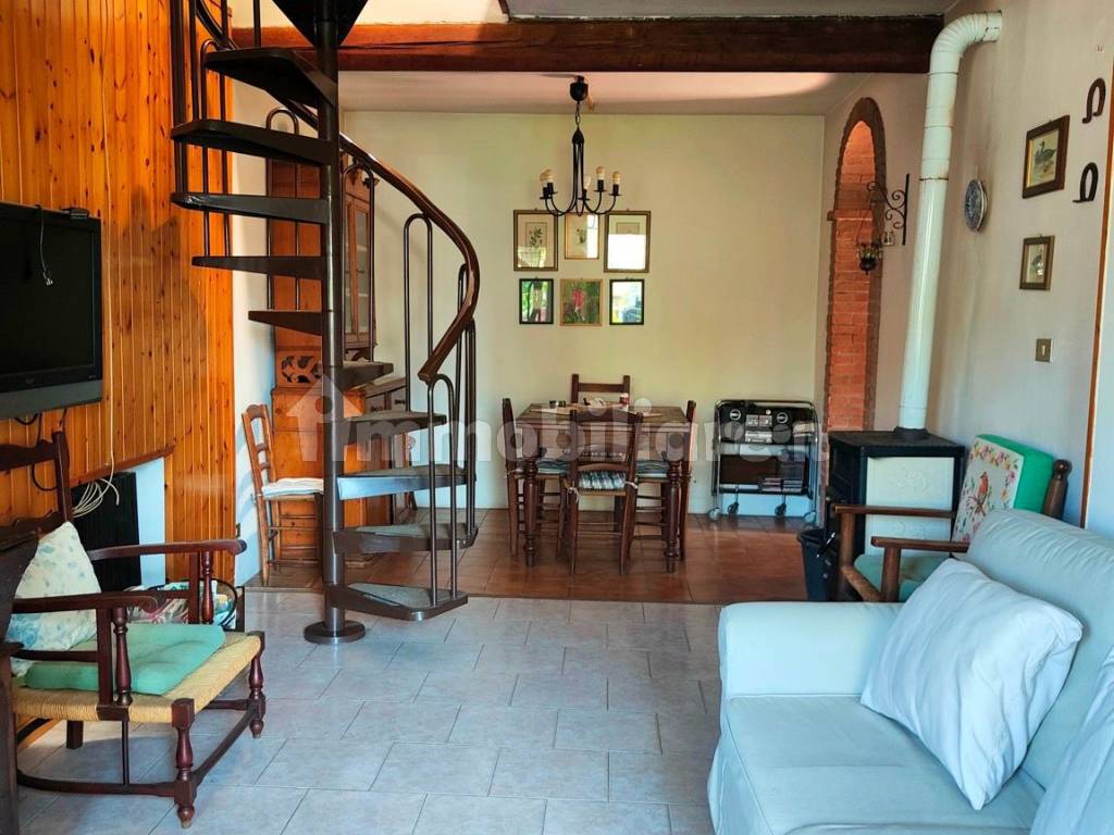 Salone