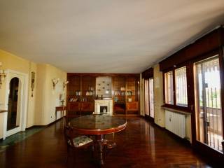 Salone