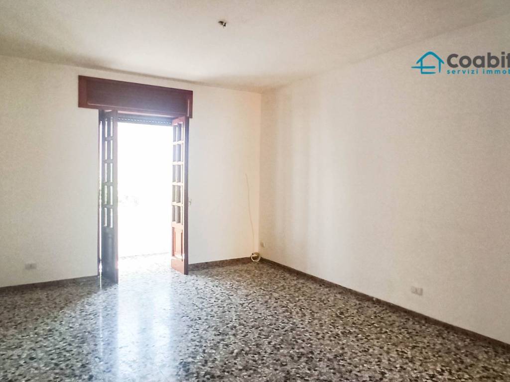 Stanza non arredata