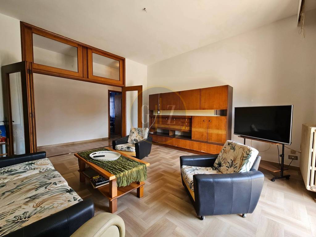 Salone