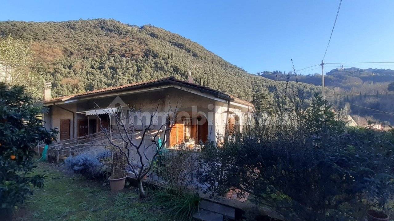 Villa in vendita a Pietrasanta