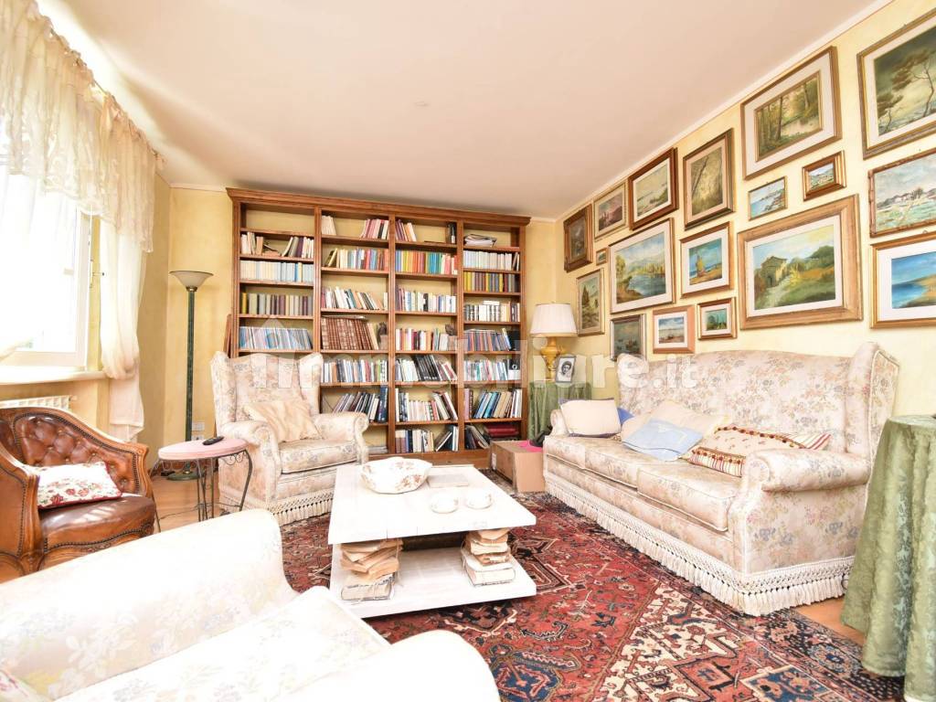 Salone