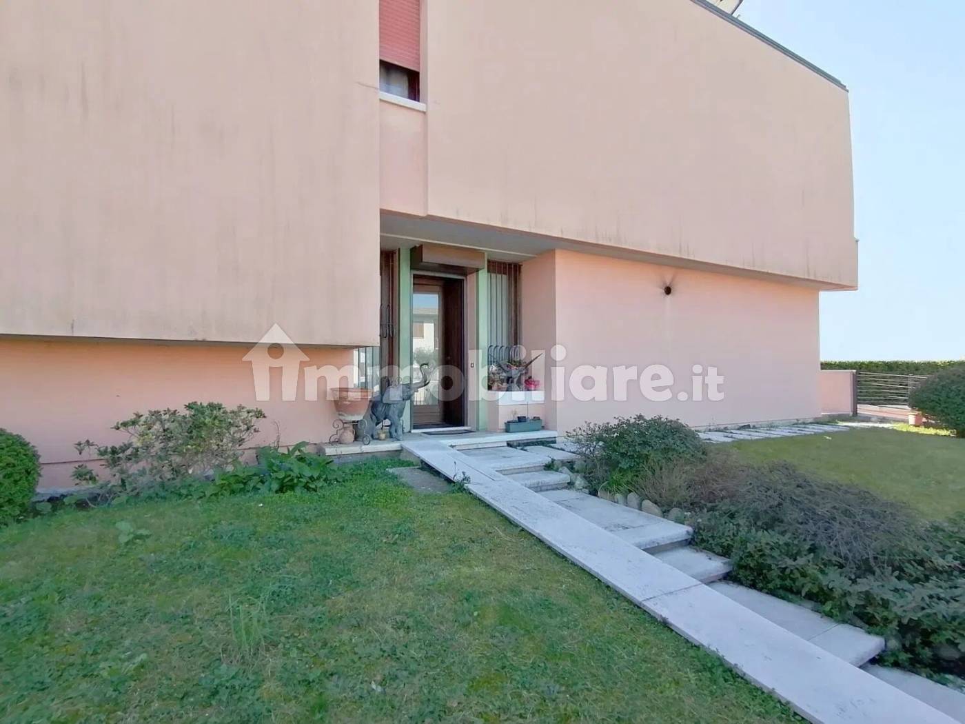 Villa in vendita a Cassola