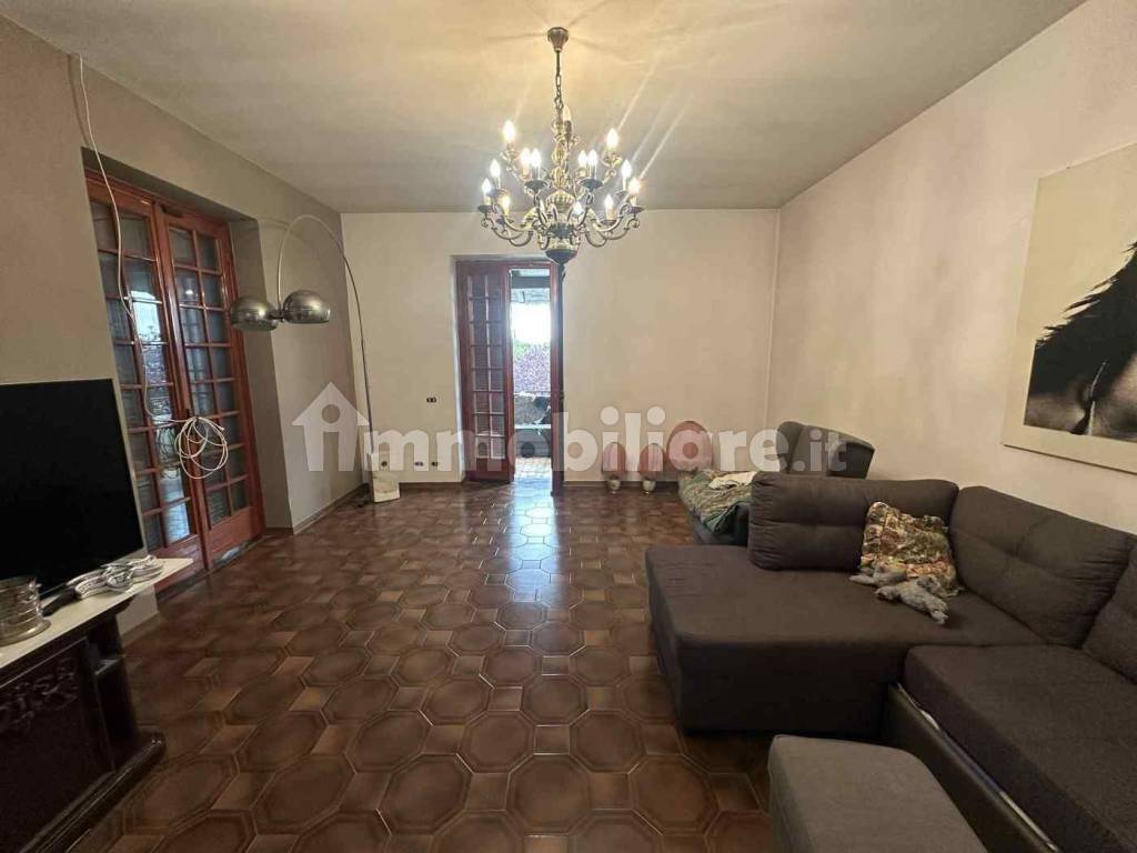 Salone