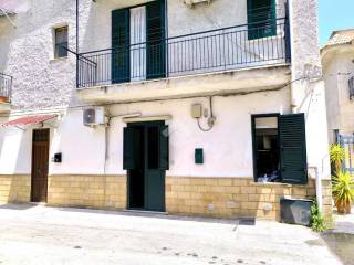 3-room flat via Andrea Coffaro 8, Ciaculli, Palermo