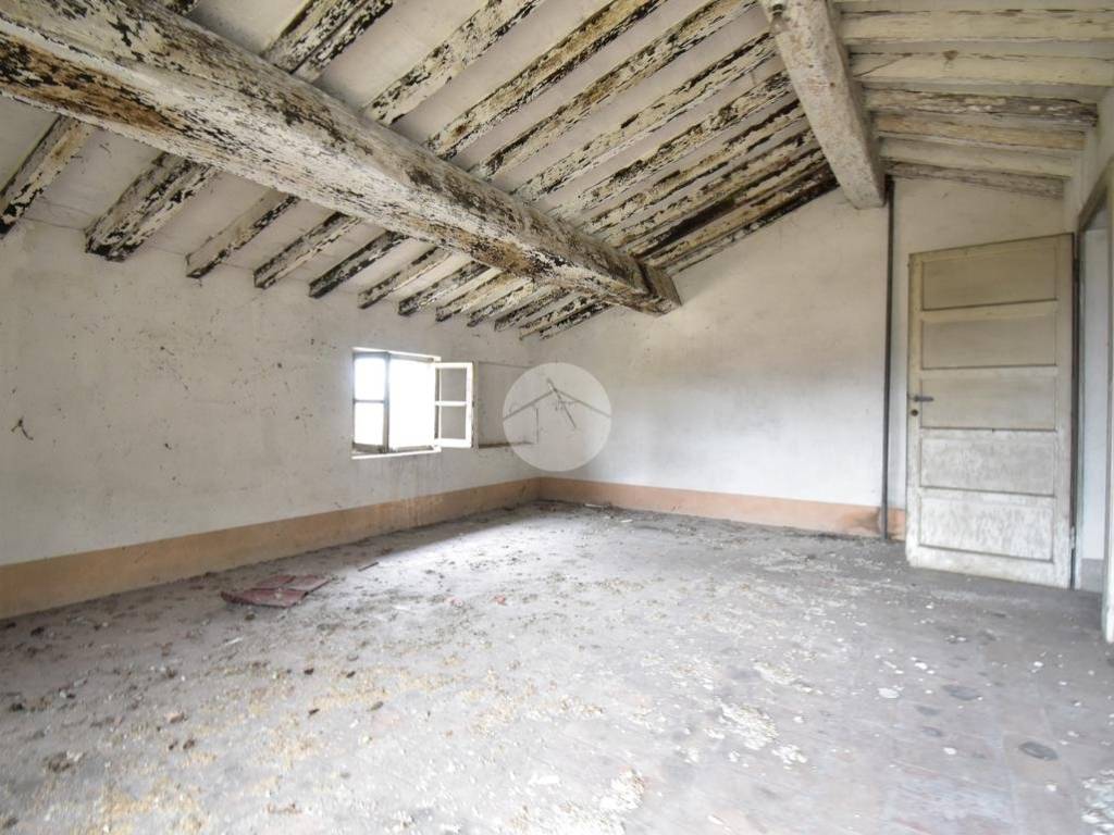 Stanza non arredata