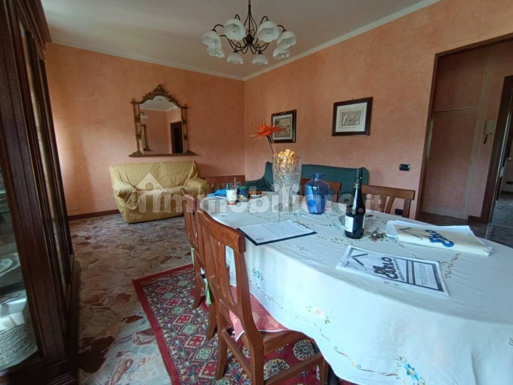 Salone