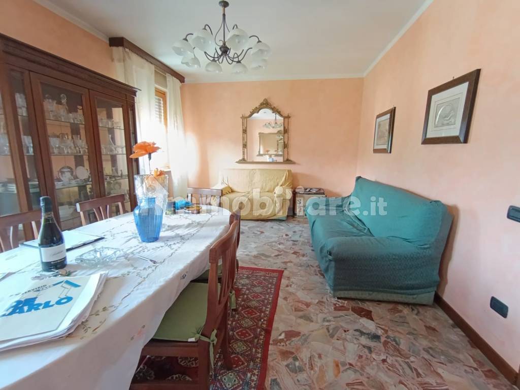 Salone