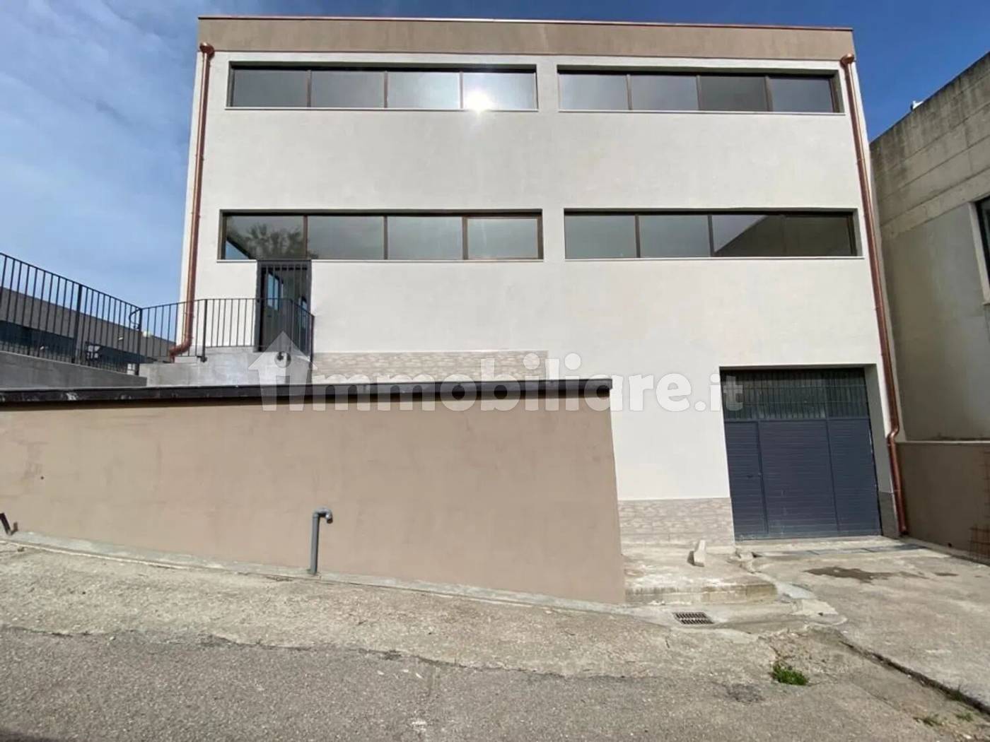 Capannone Magazzino 430mq Piano Seminterrato - Via Arti e Mestieri Termoli - foto 2