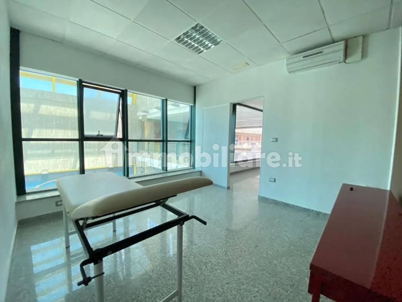 Locale Commerciale 72mq Doppia Esposizione - Centro Commerciale Lo Scrigno Termoli - foto 8