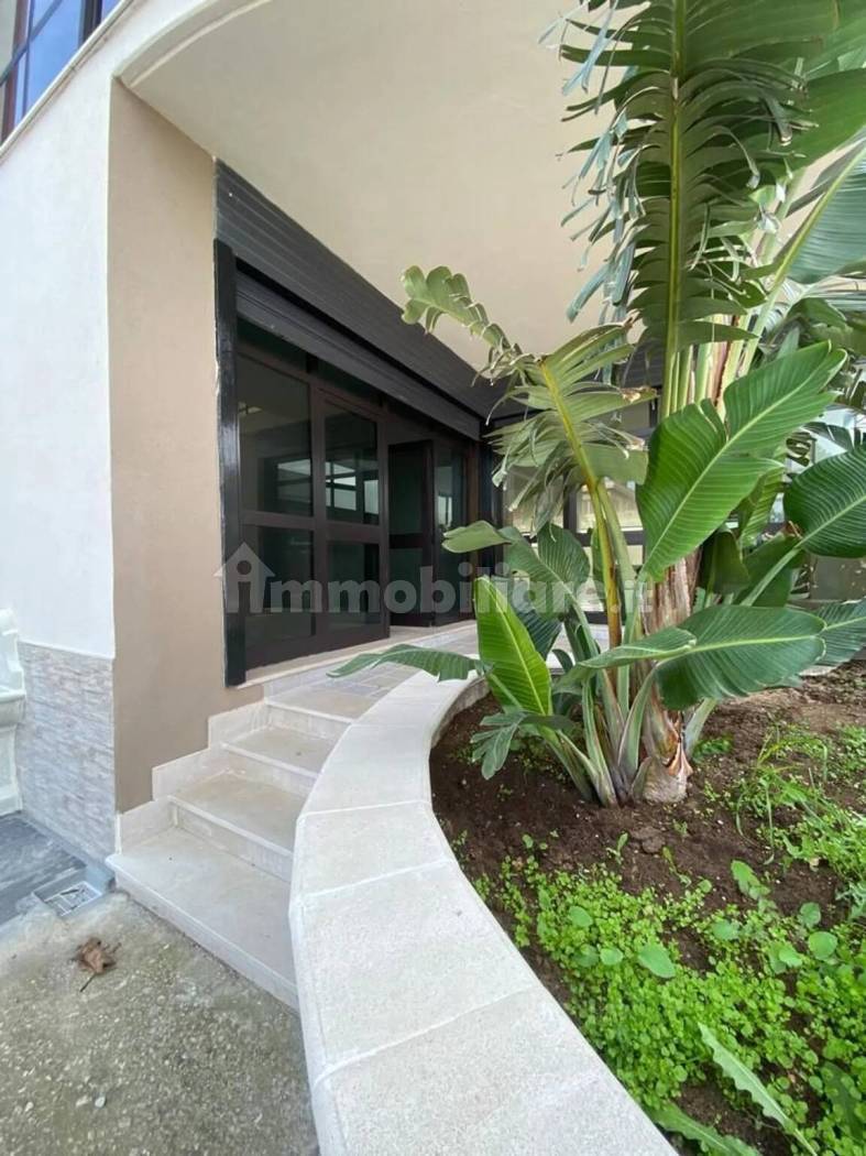 Capannone Commerciale 1.260mq su 3 Livelli - Via Arti e Mestieri Termoli - foto 9