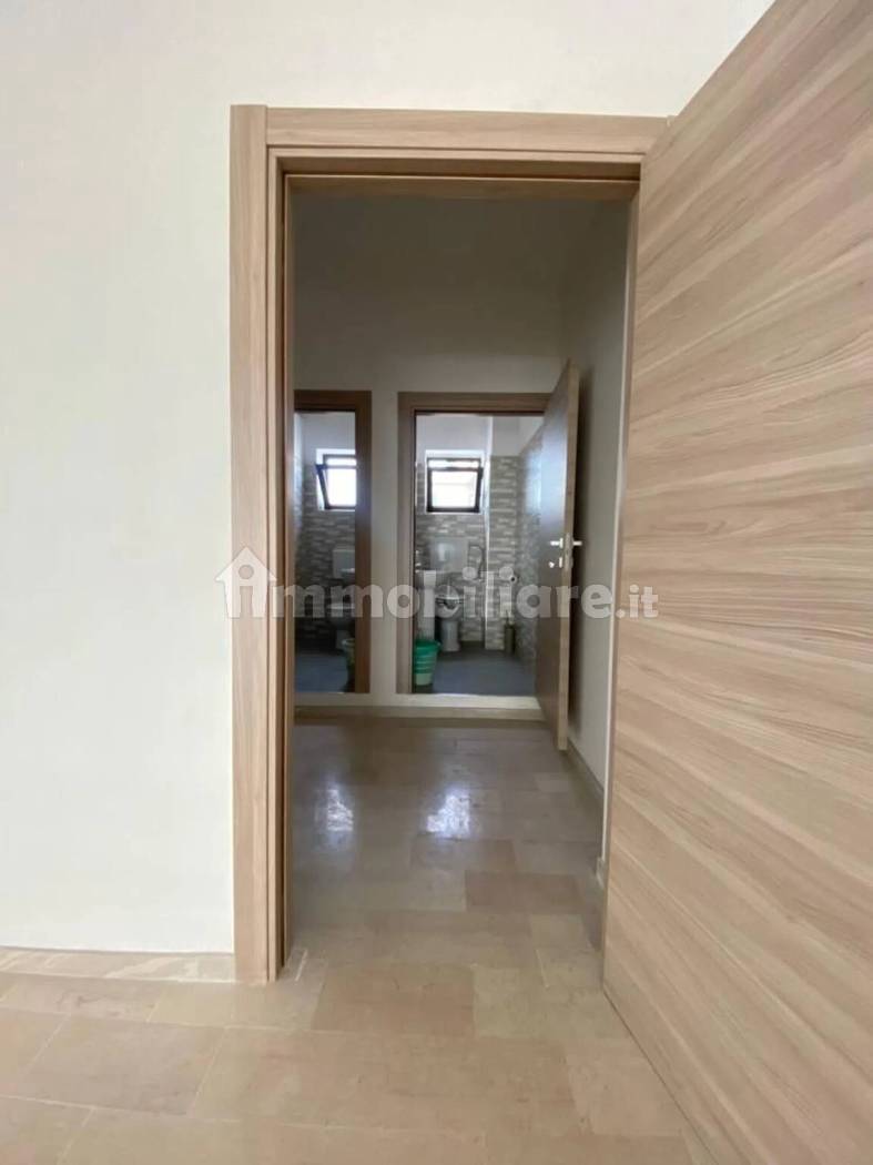 Capannone Commerciale 1.260mq su 3 Livelli - Via Arti e Mestieri Termoli - foto 26