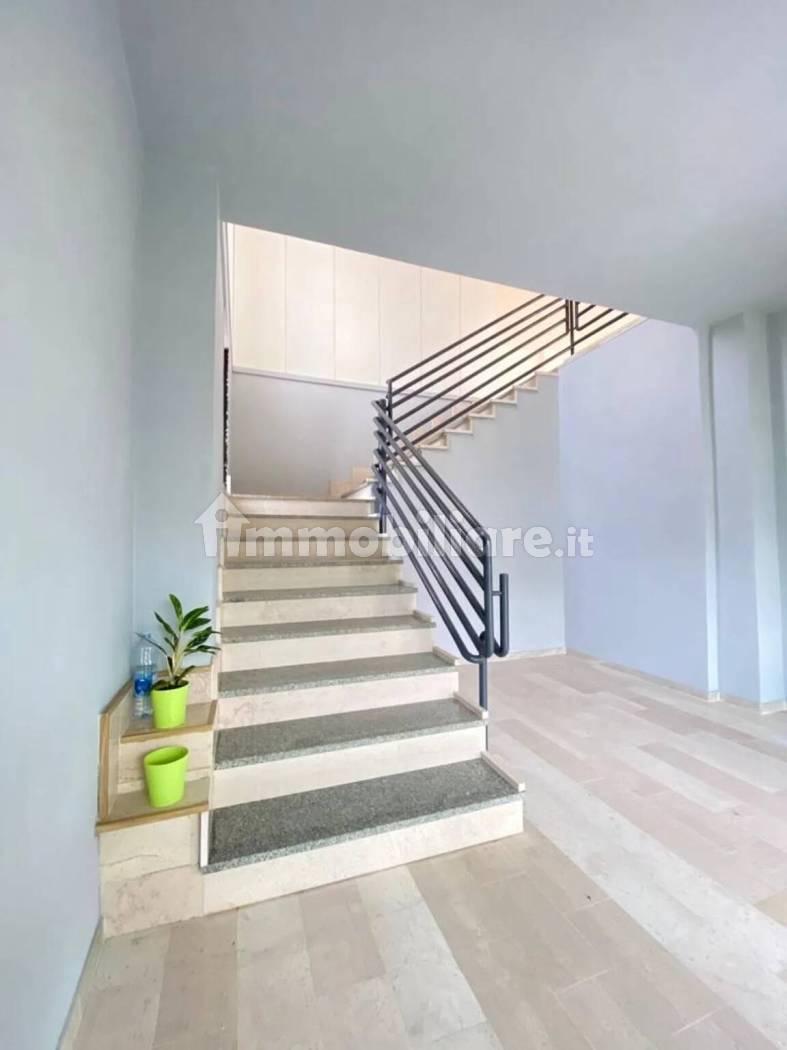 Capannone Commerciale 1.260mq su 3 Livelli - Via Arti e Mestieri Termoli - foto 30