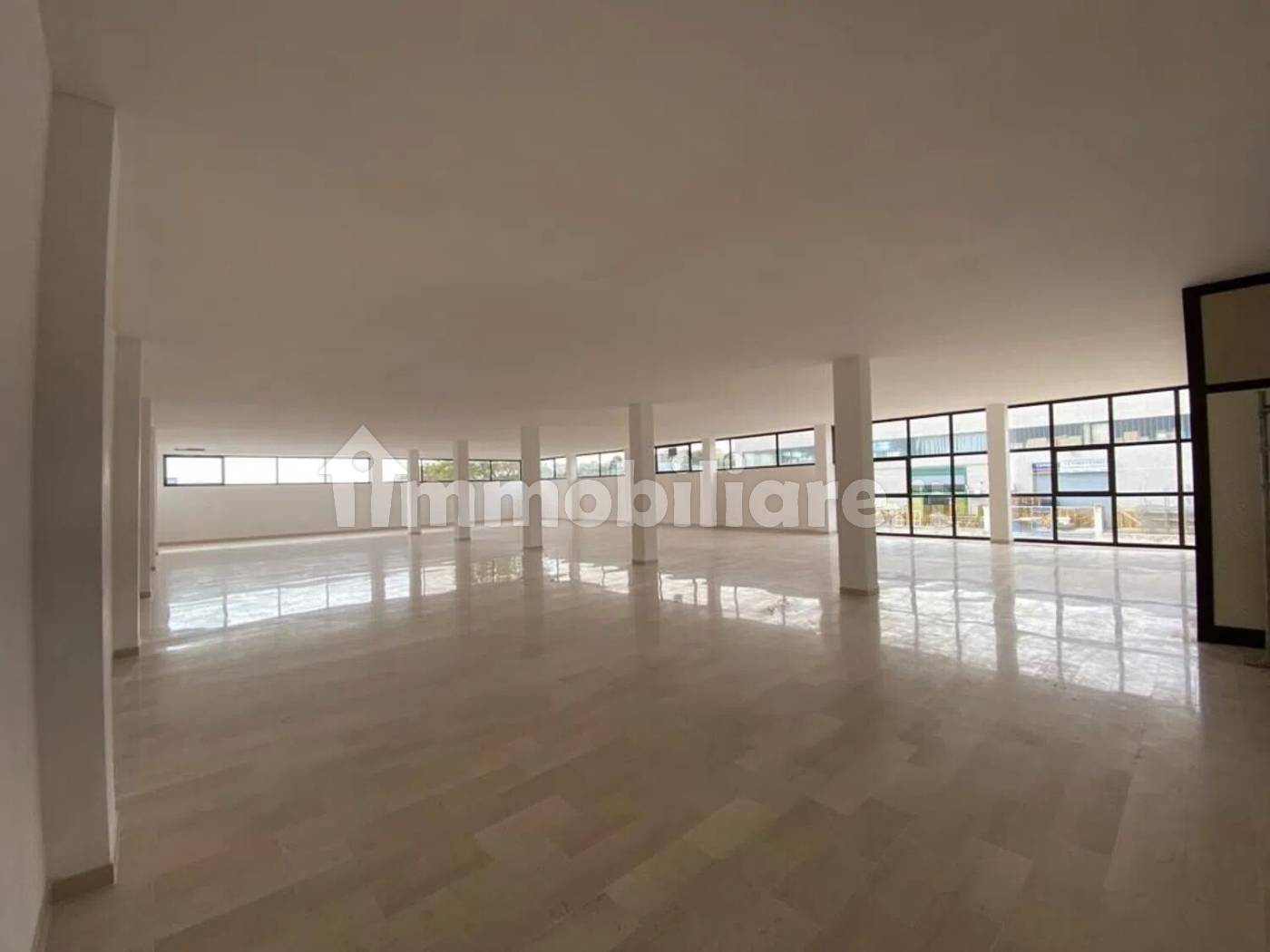 Capannone Commerciale 1.260mq su 3 Livelli - Via Arti e Mestieri Termoli - foto 33