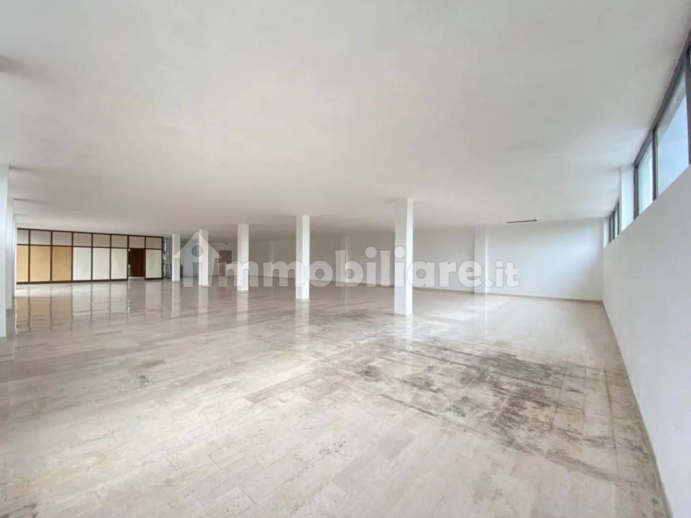 Capannone Commerciale 1.260mq su 3 Livelli - Via Arti e Mestieri Termoli - foto 36