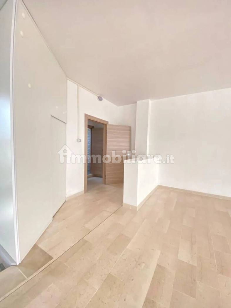 Capannone Commerciale 1.260mq su 3 Livelli - Via Arti e Mestieri Termoli - foto 43