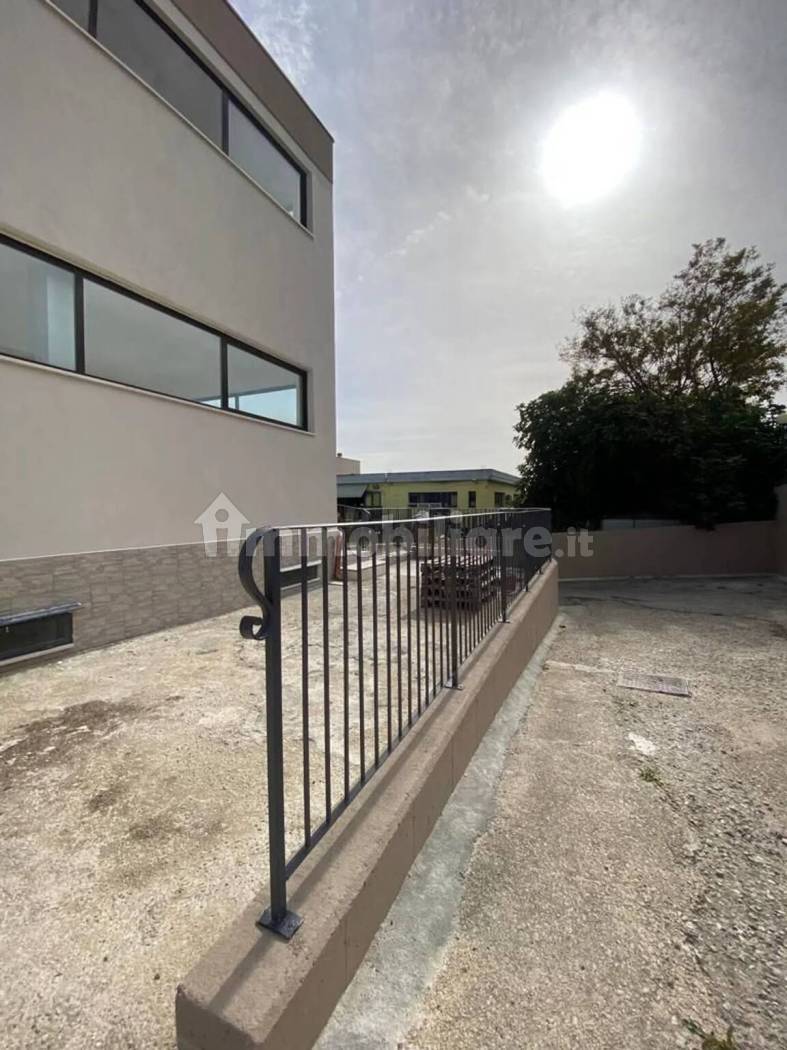 Capannone Commerciale 1.260mq su 3 Livelli - Via Arti e Mestieri Termoli - foto 49