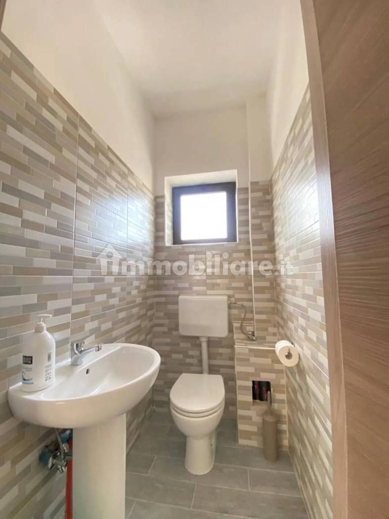 Capannone Commerciale 1.260mq su 3 Livelli - Via Arti e Mestieri Termoli - foto 63