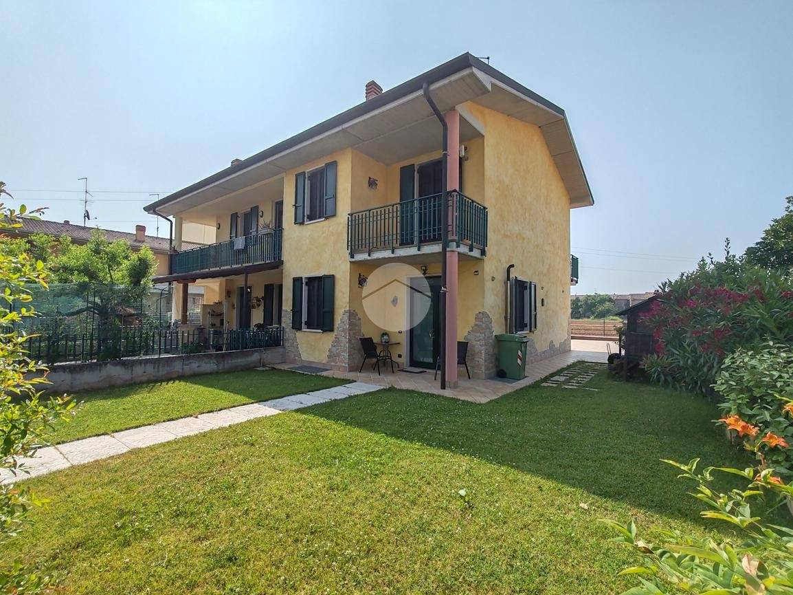 Villetta a schiera in vendita a Valeggio sul Mincio
