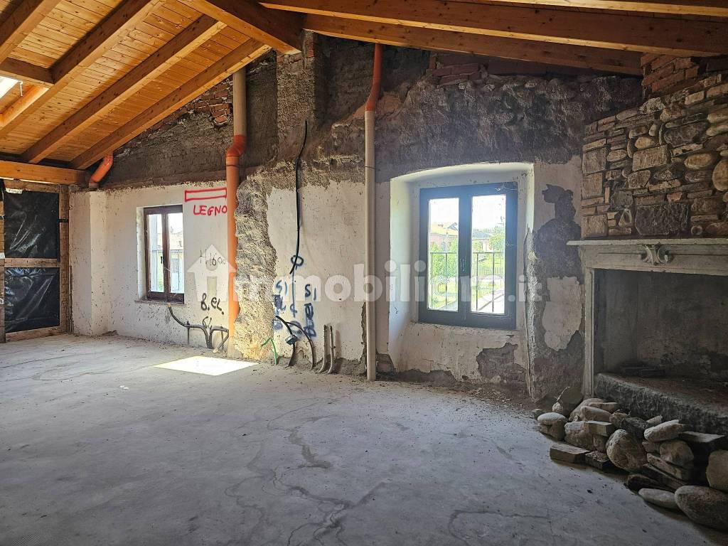 Stanza non arredata