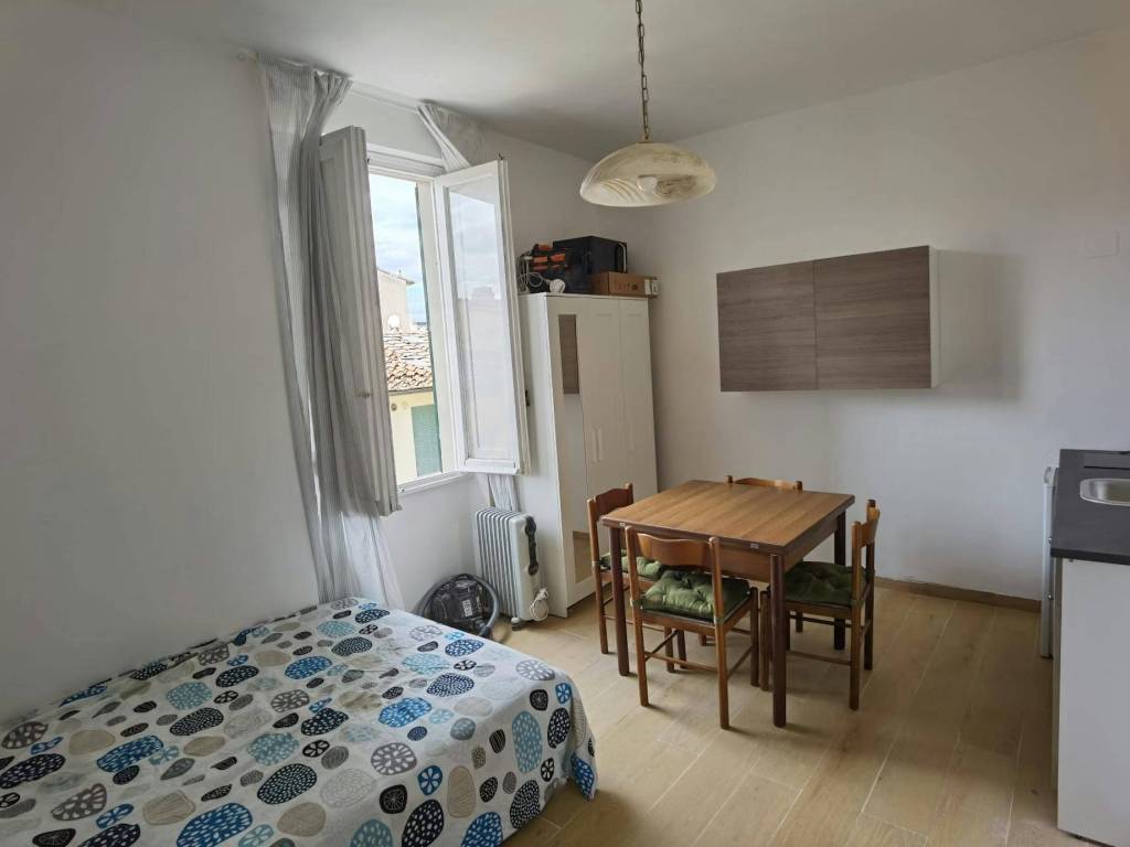 Picture of How microgrids and smart homes are shaping our energy-independent ...