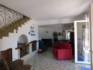 Salone