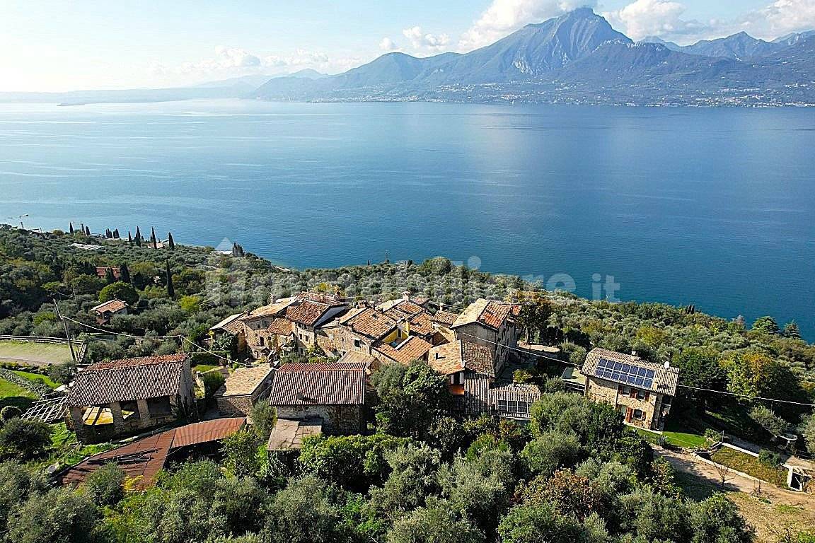 Rustico - Casale in vendita a Torri del Benaco