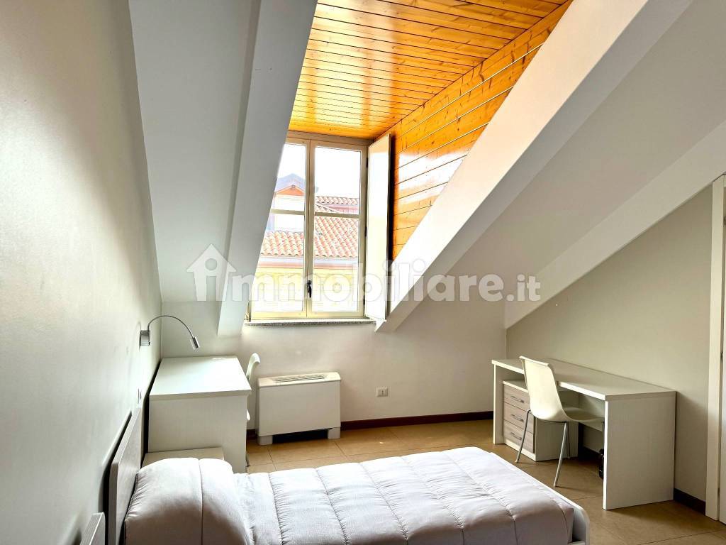 Stanza singola in Centro, foto 2 di 7