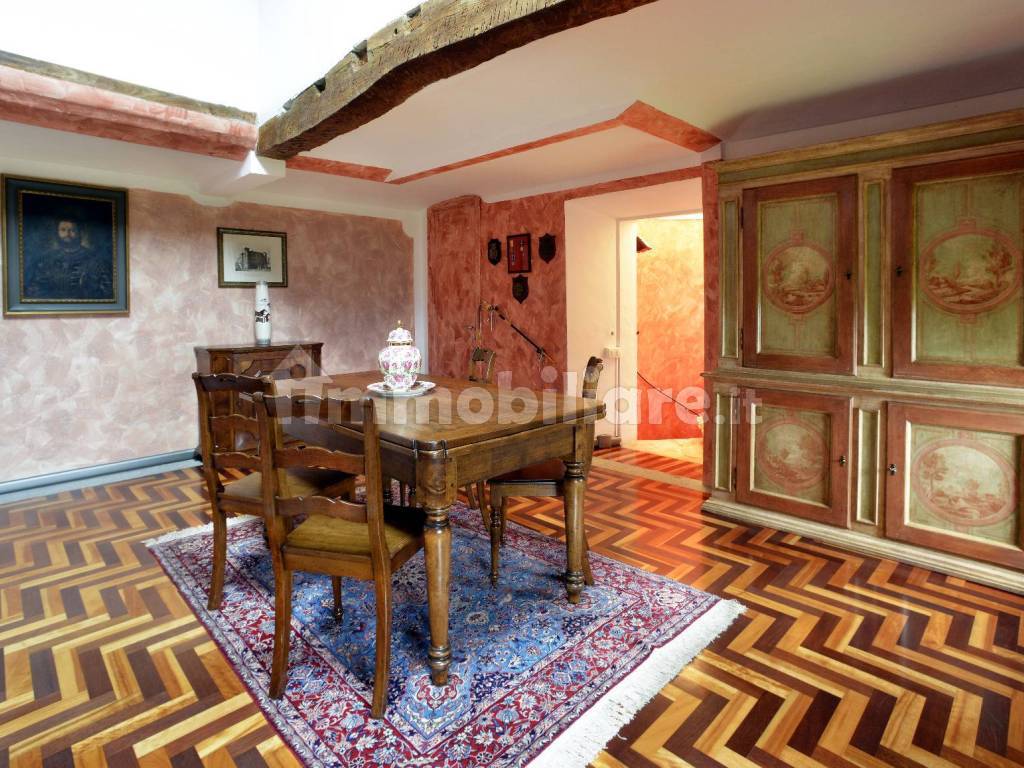 Salone