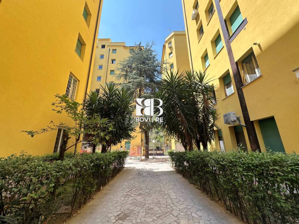 Trilocale via Tuscolana, Cinecittà, Roma