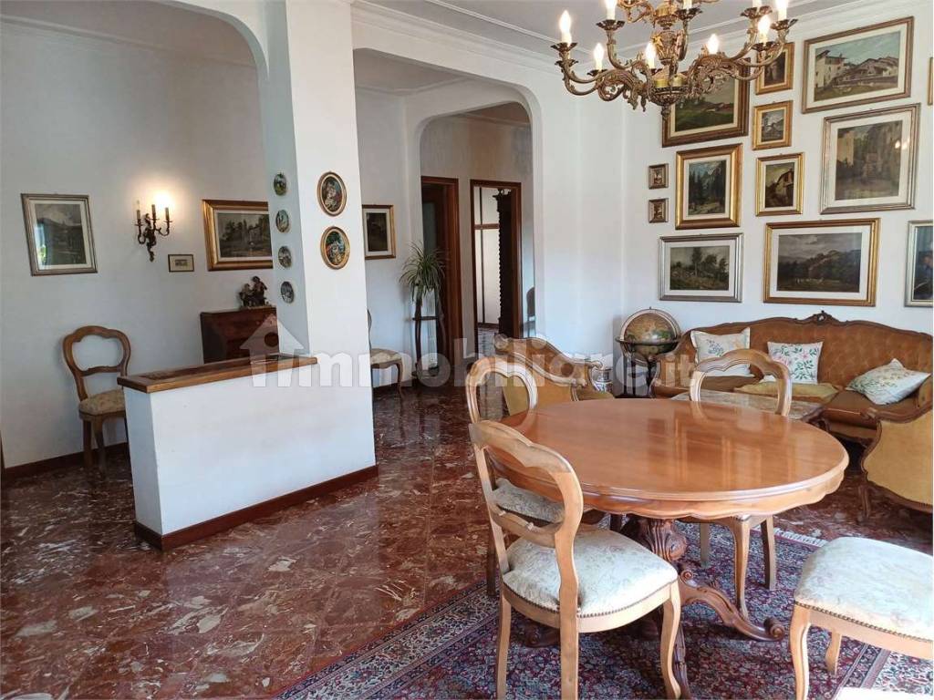 Salone