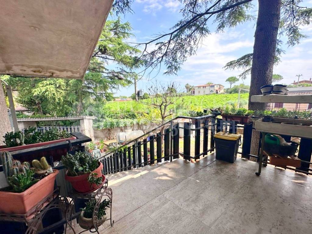 Vendita Appartamento Roma. Quadrilocale in via della Fontana Corvia 116 ...