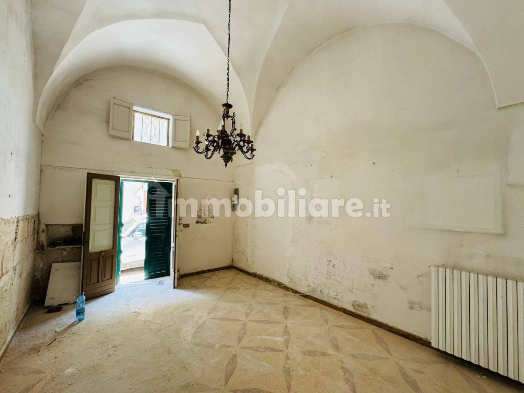 Salone