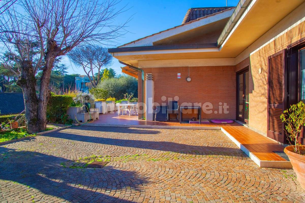 Villa in vendita a Roma