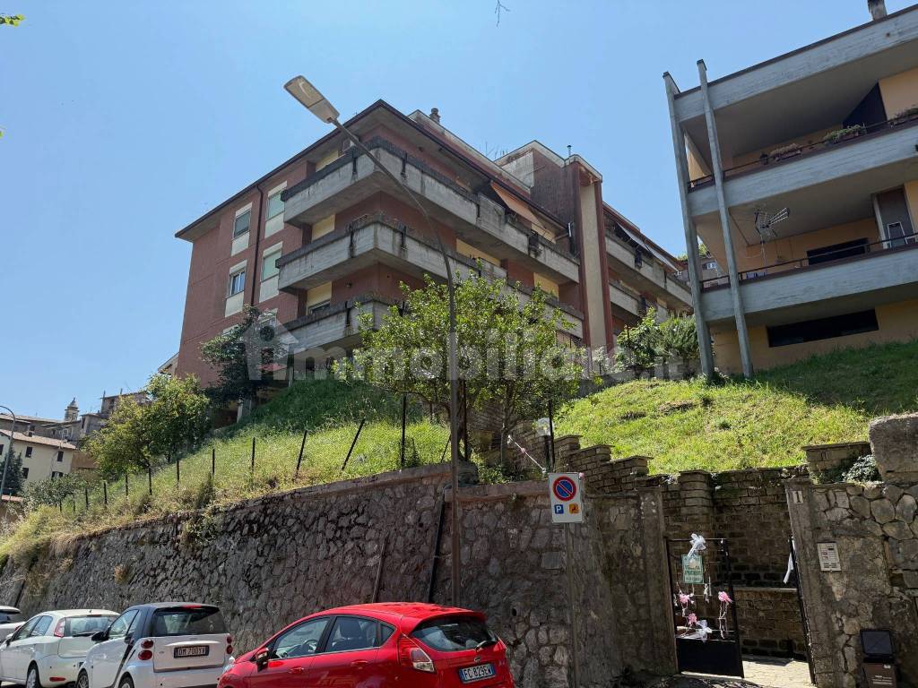 Vendita Appartamento San Vito Romano Trilocale In Via Dante Alighieri vendita-appartamento-san-vito-romano-trilocale-in-via-dante-alighieri