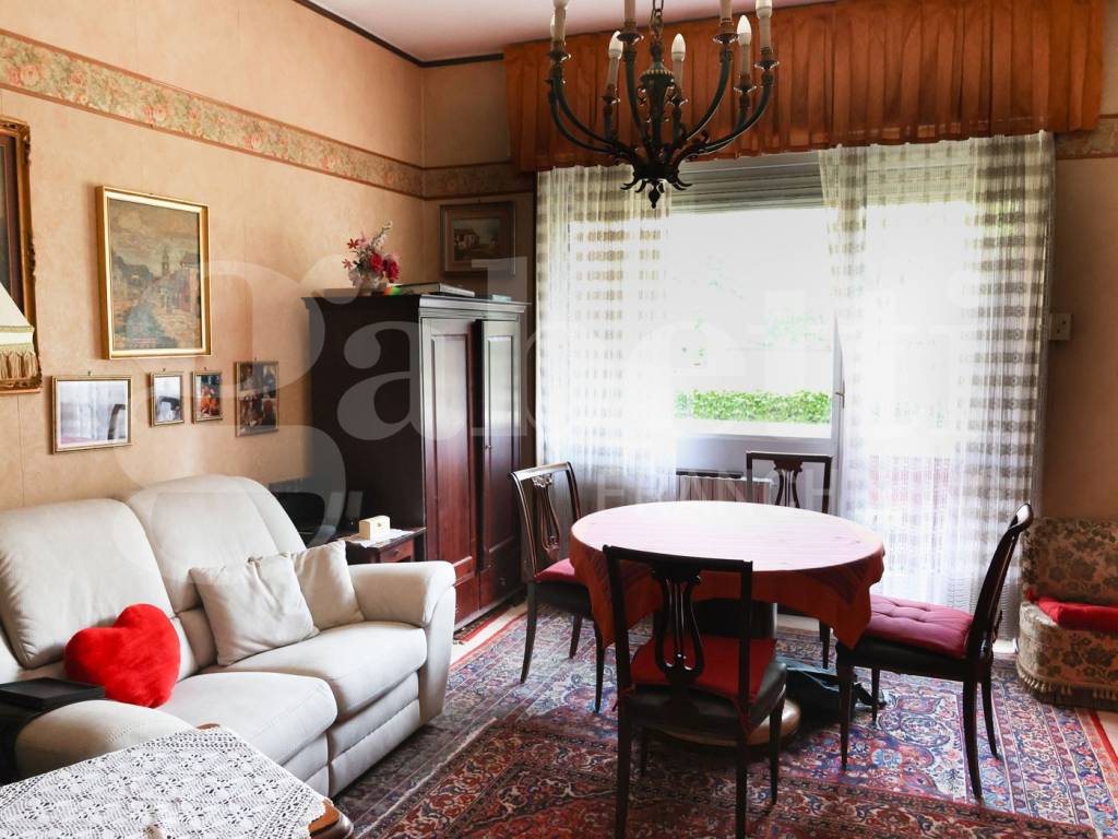 Trilocale via Scialoia, 18, Affori, Milano